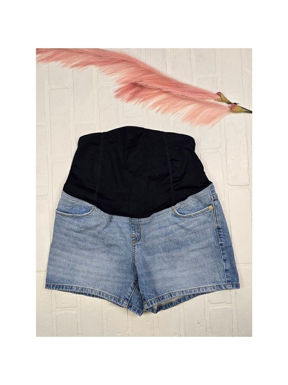 Isabel Maternity Crossover Panel Shorts Size 4